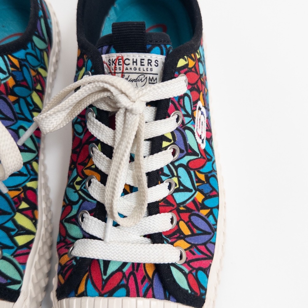 Skechers Colorful Heart-Print Low-Top Sneakers - Blue, Red, Purple - Picture 7 of 16
